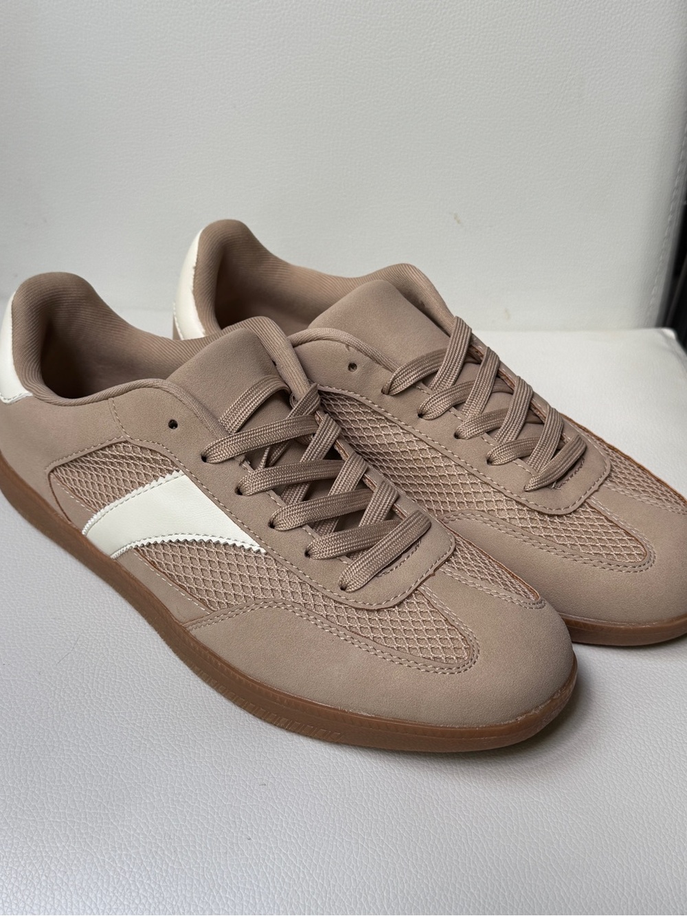 Serra Taupe Women's Sneakers with White Side Stripe - Picture 4 of 5